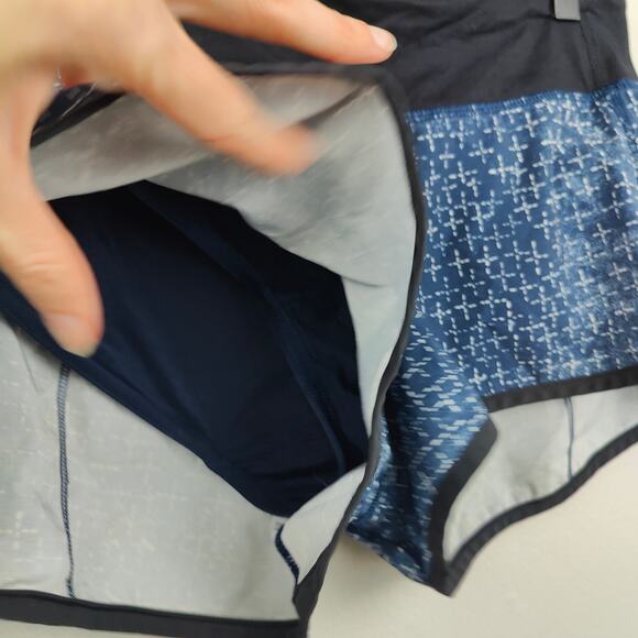 Lululemon Speed Shorts Womens 8 Blue Sashiko Inkwell Lined Running Swift - Picture 3 of 8